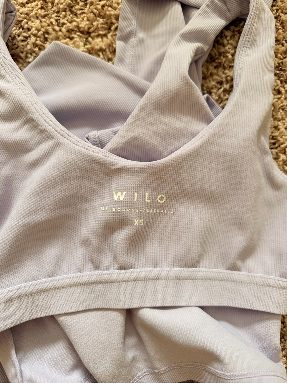 WILO Lavender Seamless V-Neck Crop Top and High-Waist Leggings Set - Picture 5 of 7